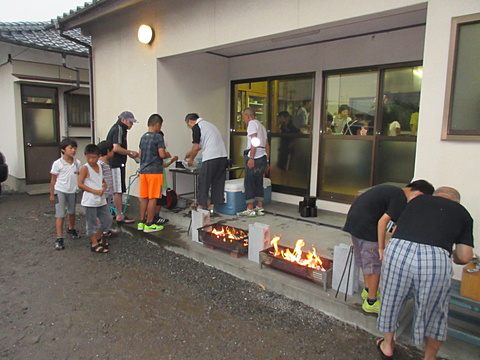 飯ごう炊飯のようす／31日17:30