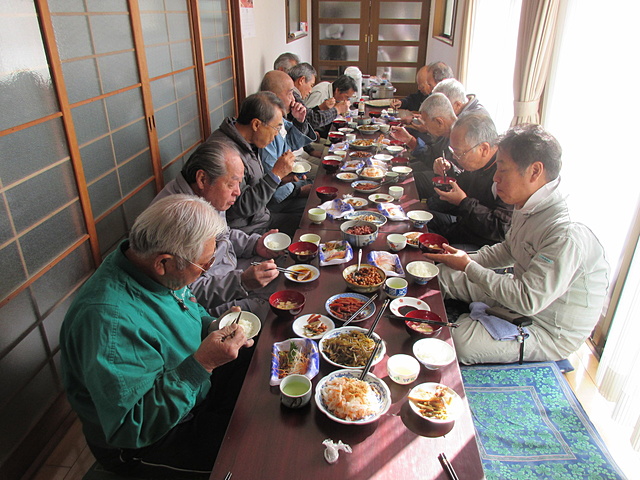 皆さん一緒にいただくご飯は、最高においしい！