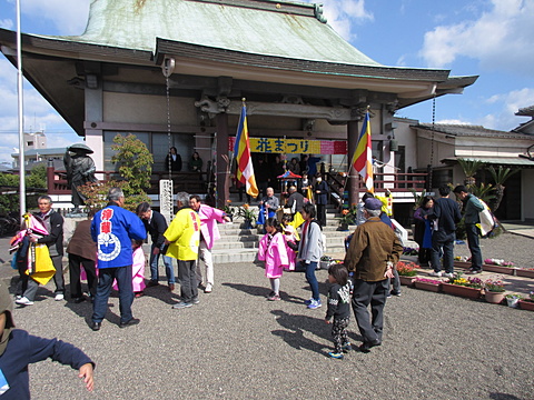 たくさんの人にお手伝いお世話になりました。ありがとうございます！