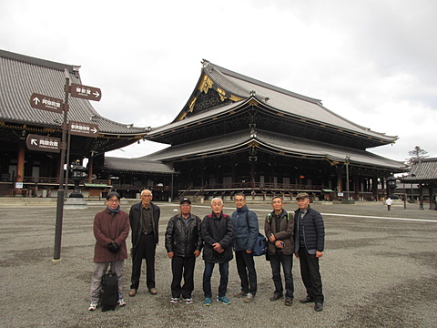 東本願寺にて